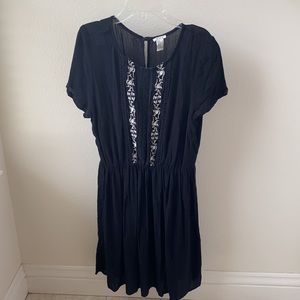 Forever 21 Black dress